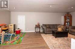 562 LESLIE AVENUE | Thunder Bay Ontario | Slide Image Thirty-three