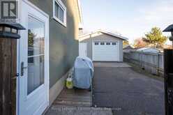 562 LESLIE AVENUE | Thunder Bay Ontario | Slide Image Thirty-eight