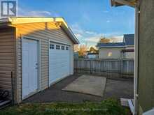 562 LESLIE AVENUE | Thunder Bay Ontario | Slide Image Thirty-nine
