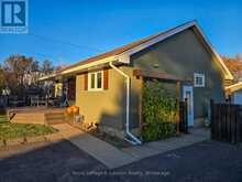 562 LESLIE AVENUE | Thunder Bay Ontario | Slide Image Three