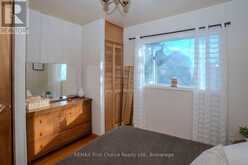 372 INCHIQUIN STREET | Thunder Bay Ontario | Slide Image Three