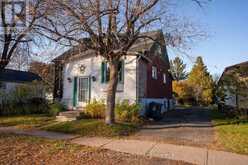372 INCHIQUIN STREET | Thunder Bay Ontario | Slide Image Forty-five