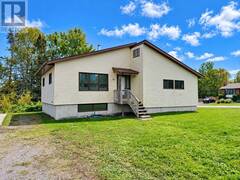 21 EAST GROVE CRESCENT Terrace Bay Ontario, P0T 2W0