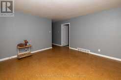 2601 VALOUR PLACE N | Thunder Bay Ontario | Slide Image Seventeen