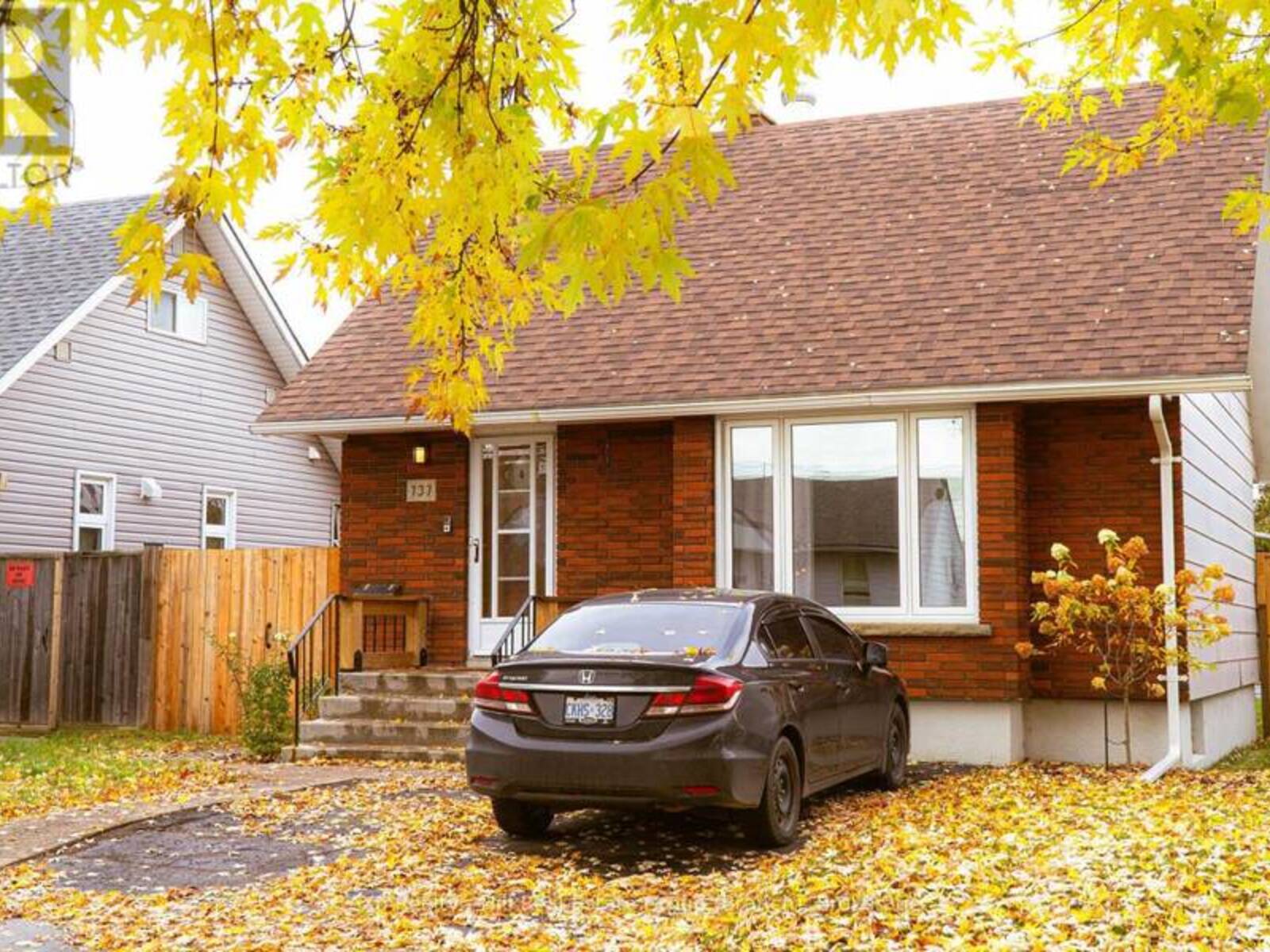 737 SYNDICATE AVENUE N, Thunder Bay, Ontario P7C 3X3