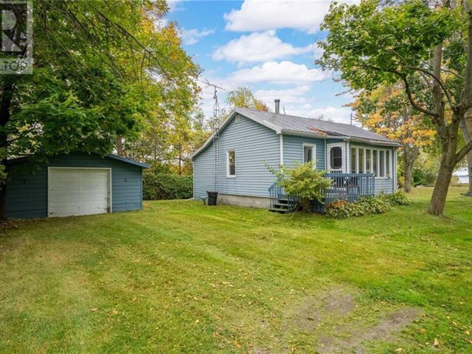 6235 SARA DRIVE, Lancaster, Ontario K0C 1N0