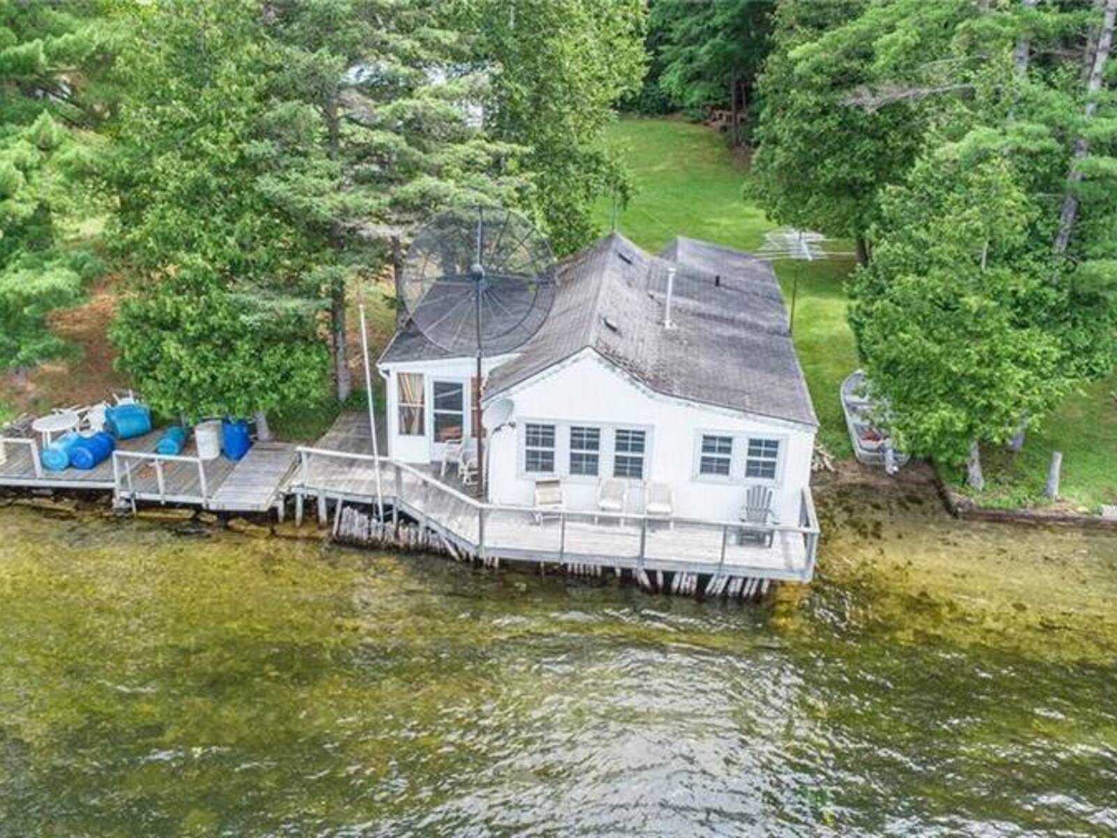 140 BOBS LAKE 21A LANE, Maberly, Ontario K0H 2B0