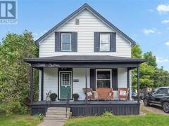 16 GRANT STREET Perth Ontario, K7H 1X5