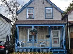 94 PERTH STREET Brockville Ontario, K6V 5C9