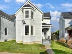 483 VICTORIA STREET Edwardsburgh/Cardinal Ontario, K0E 1E0