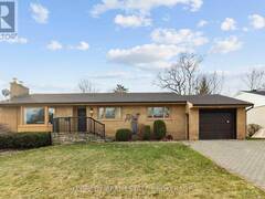 6 WOODLAWN PLACE Brockville Ontario, K6V 2Z2