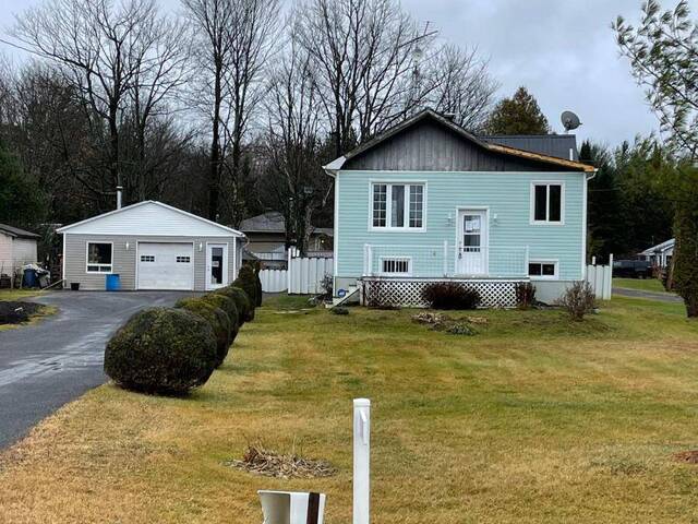 2076 SANDY HILL ROAD Champlain Ontario, K0B 1K0