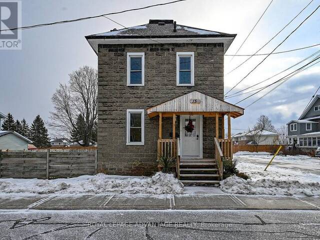 15 THOMAS STREET Smiths Falls Ontario, K7A 3E3