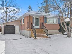 18 MCLEAN BOULEVARD Perth Ontario, K7H 2Z3