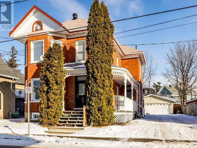 33 KENSINGTON AVENUE Smiths Falls Ontario, K7A 2K6