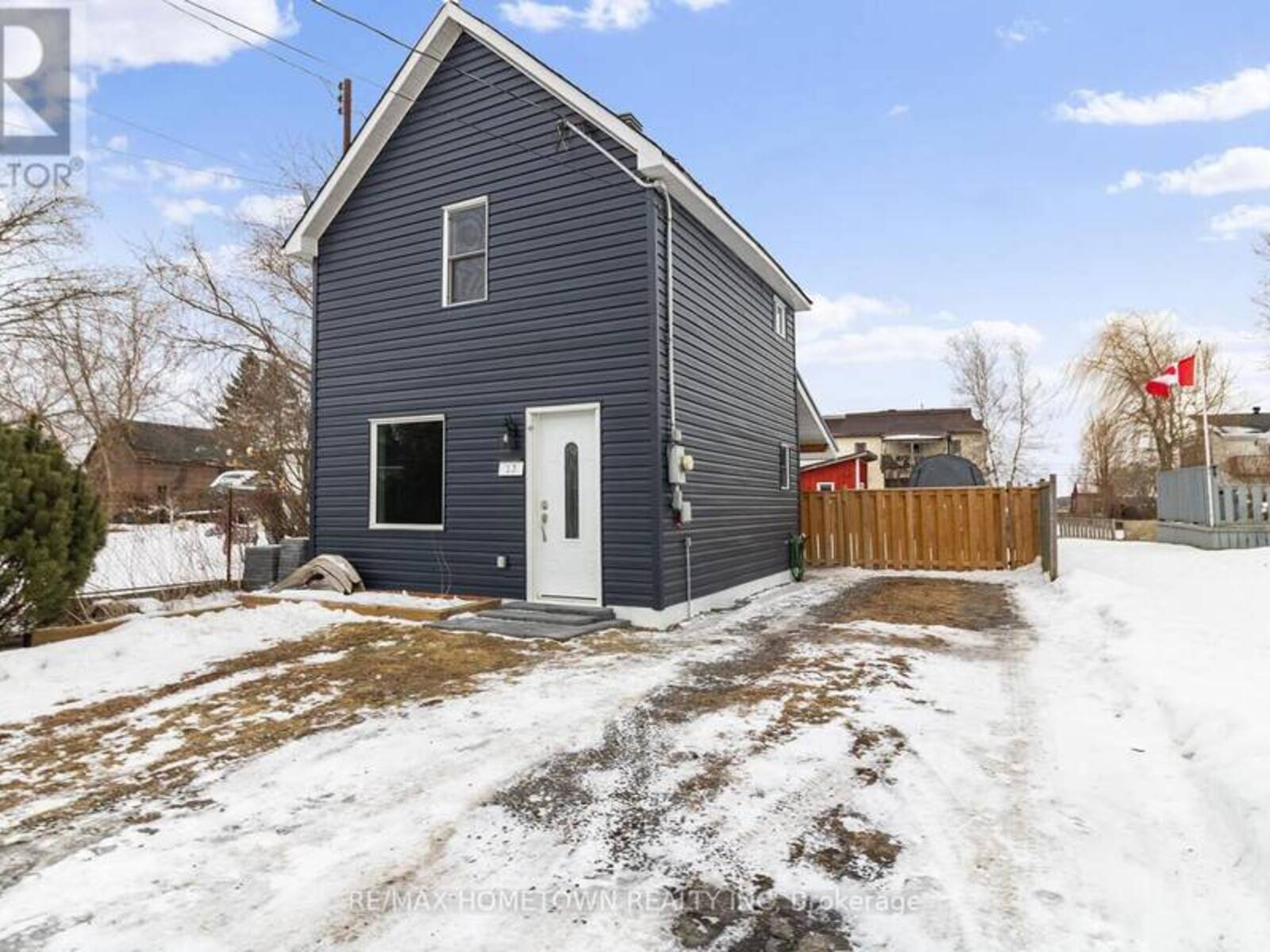 13 ADELAIDE STREET W, Edwardsburgh-Cardinal, Ontario K0E 1E0