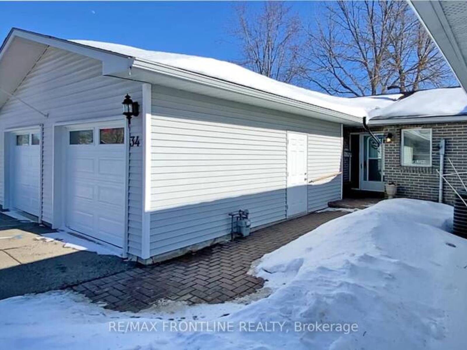 34 LALLY LANE, Perth, Ontario K7H 3M3