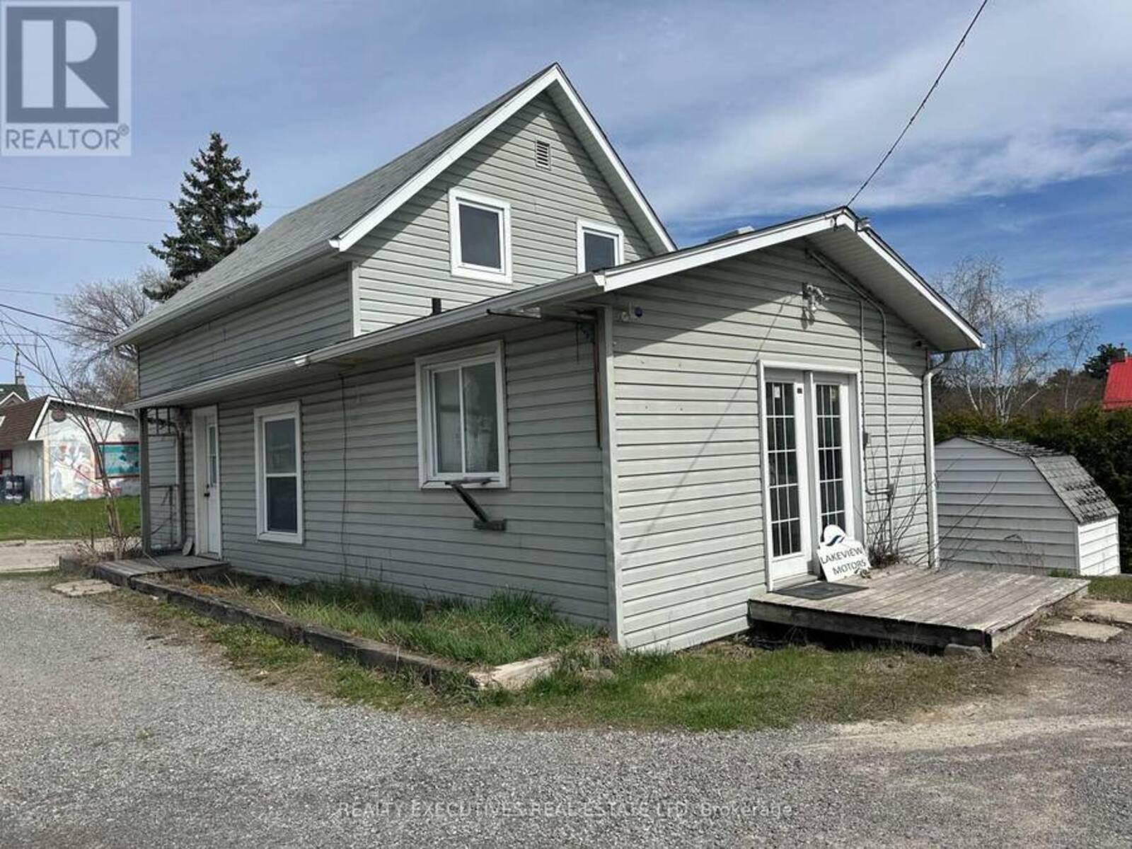 23 WHELAN STREET, Westport, Ontario K0G 1X0