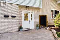 6 MAPLEWOOD CIRCLE | Brockville Ontario | Slide Image Fourteen