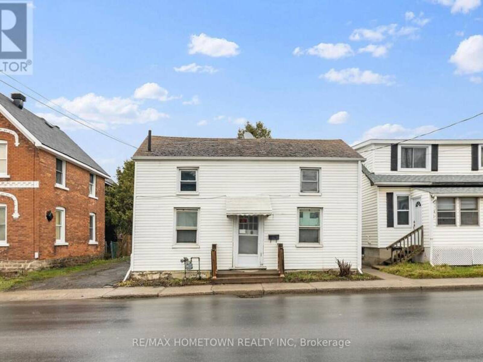 93 PERTH STREET, Brockville, Ontario K6V 5C8