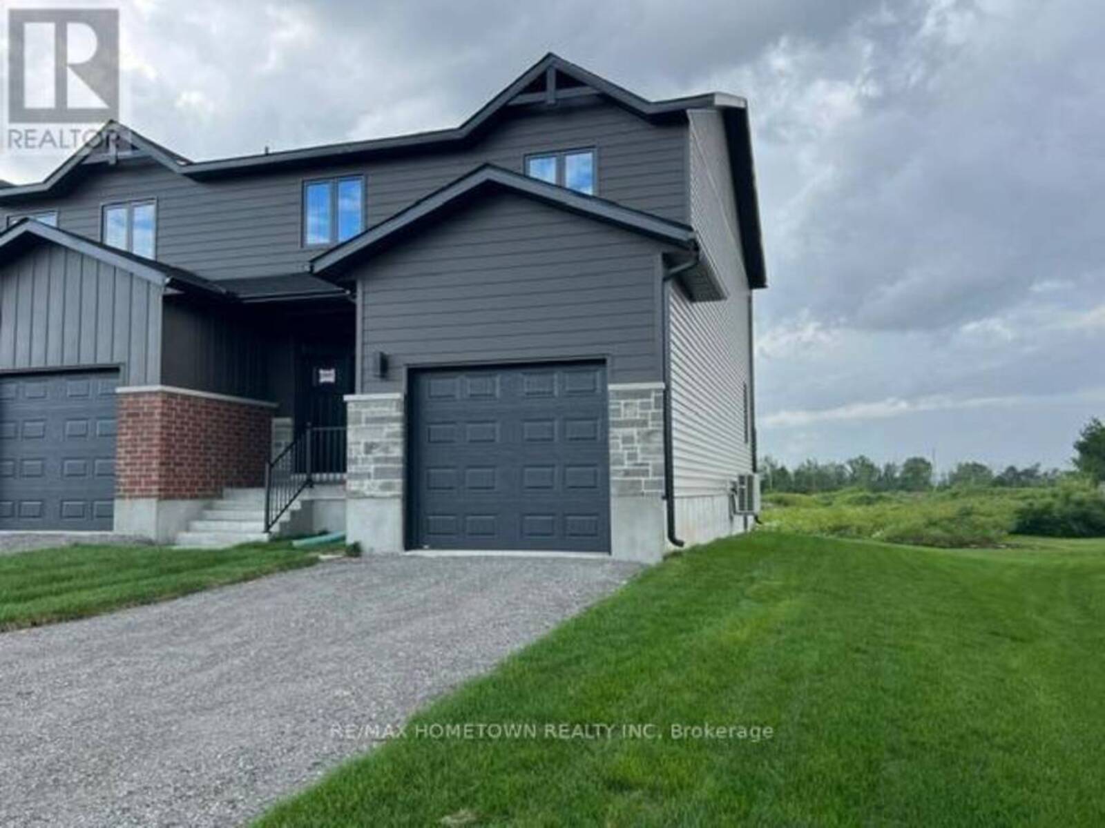 1005 DOBBIE STREET, Brockville, Ontario K6V 7N1