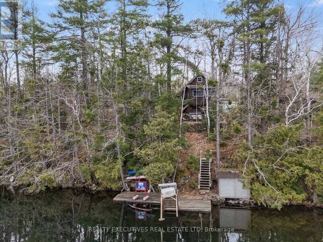210 BIRCH BAY LANE Tay Valley Ontario, K0H 2B0 - 3 Bedrooms Waterfront Home For sale