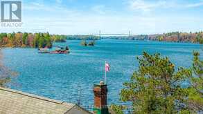 87 CLUB ISLAND | Leeds and the Thousand Islands Ontario | Slide Image Thirty-eight