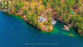 87 CLUB ISLAND | Leeds and the Thousand Islands Ontario | Slide Image Thirty-nine