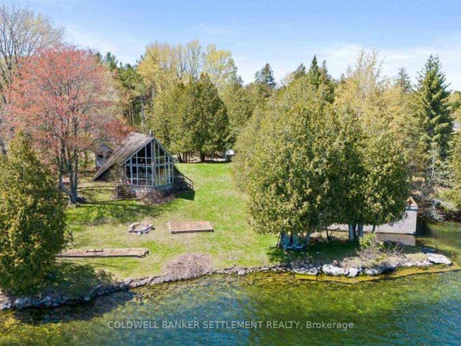 303 DRAGONFLY LANE, Perth, Ontario K7H 3C7