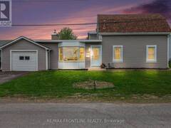 12 FIFTH STREET Smiths Falls Ontario, K7A 3K1