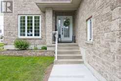 1000 CRESTWOOD DRIVE | Brockville Ontario | Slide Image Three