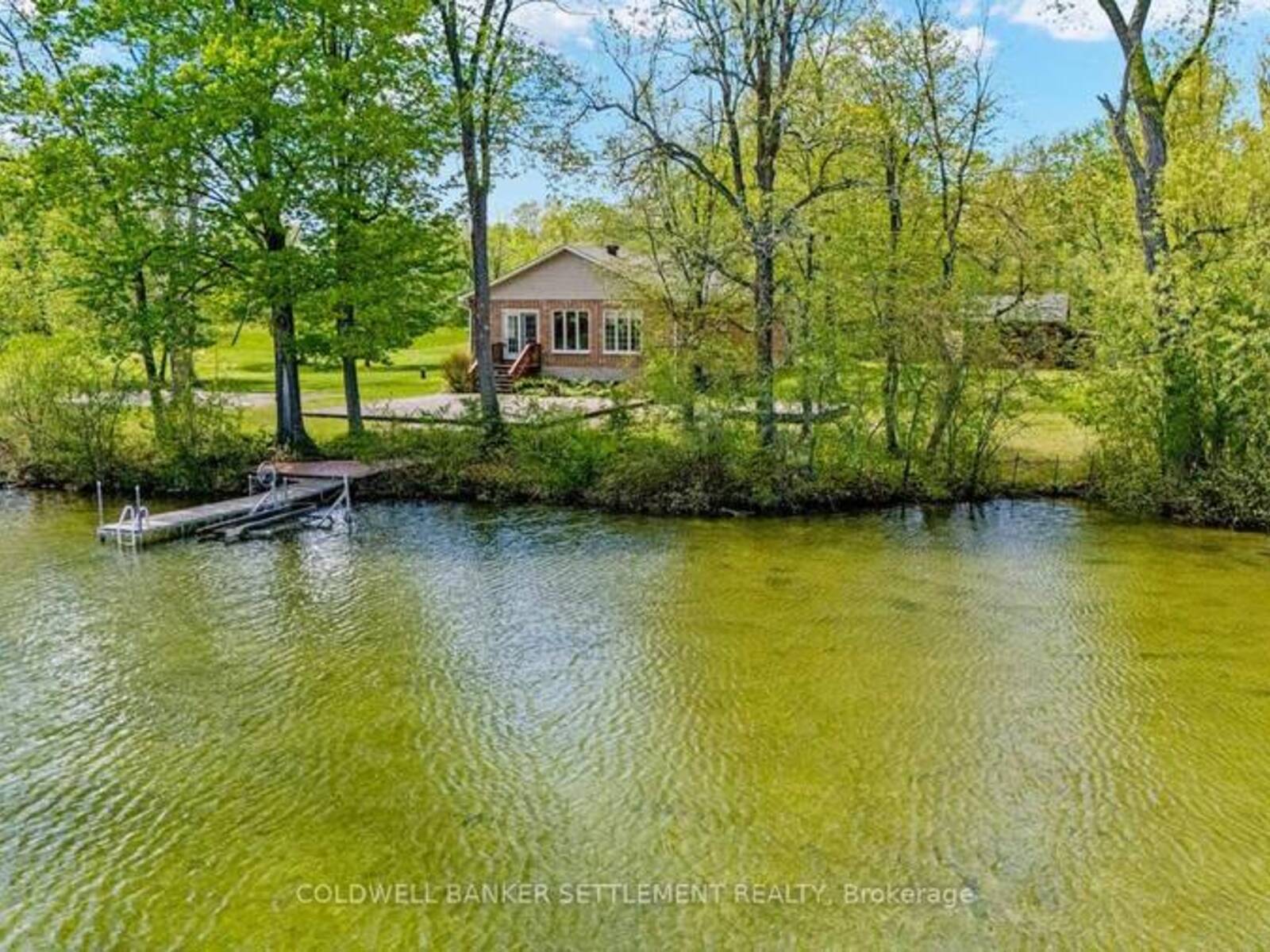 52 BERRY PARK LANE, Rideau Lakes, Ontario K0G 1L0