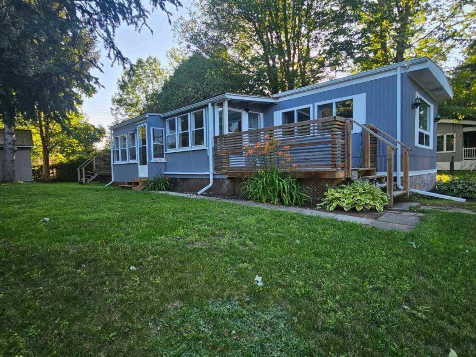 108 HUTT ROAD, Brockville, Ontario K6V 5T2