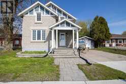 726 COUNTY ROAD 2 ROAD | Augusta Ontario | Slide Image Two