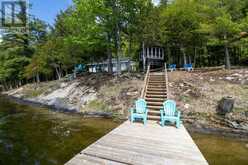 32 BUCK ISLAND | Leeds and the Thousand Islands Ontario | Slide Image Ten