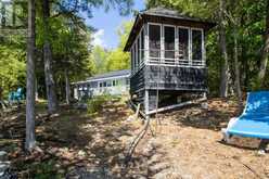 32 BUCK ISLAND | Leeds and the Thousand Islands Ontario | Slide Image Fifteen