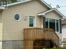 72 ST LAWRENCE STREET | Morrisburg Ontario | Slide Image Three