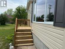 72 ST LAWRENCE STREET | Morrisburg Ontario | Slide Image Six