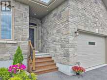 8 BILLINGS AVENUE W | Iroquois Ontario | Slide Image Three