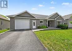 112 MAC CAMPBELL DRIVE | Perth Ontario | Slide Image Three