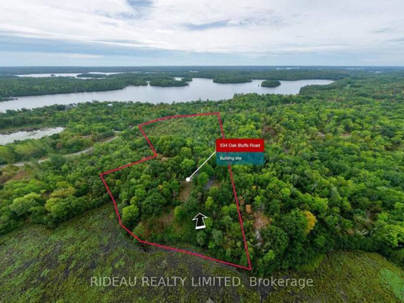 534 OAK BLUFFS ROAD, Tay Valley, Ontario K0H 2B0