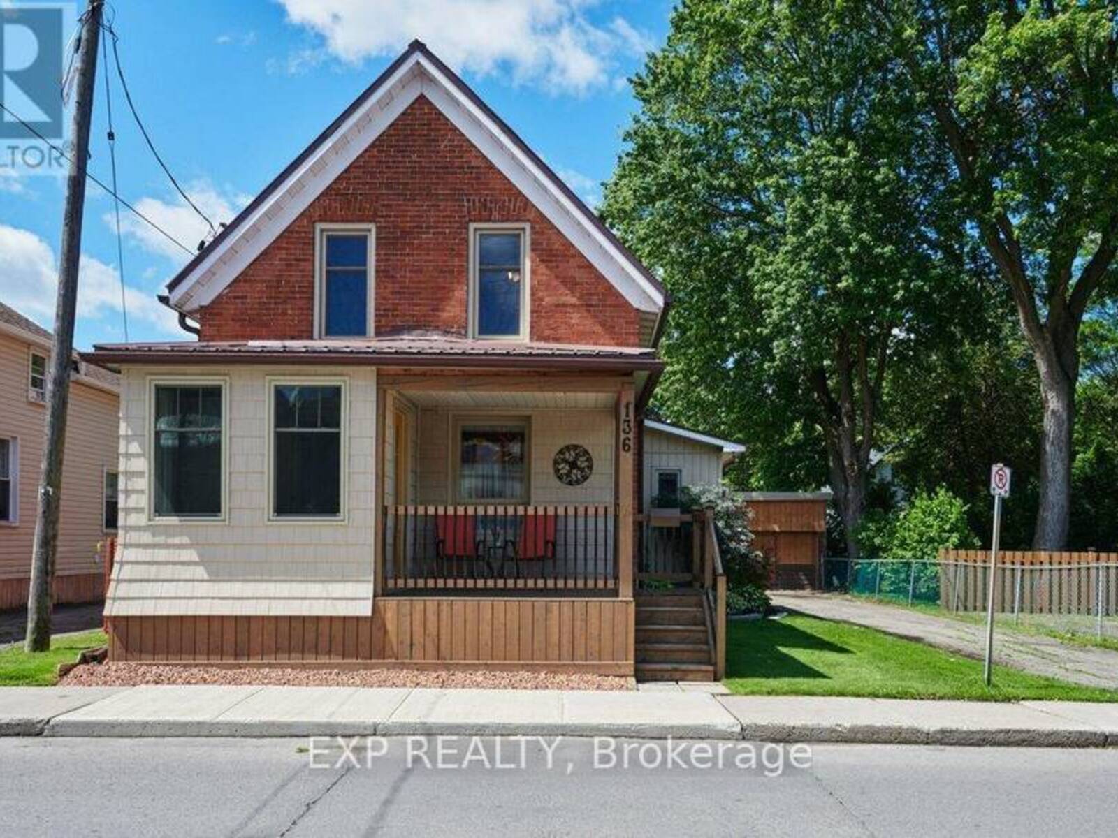 136 PARK STREET, Brockville, Ontario K6V 2G9