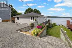 46 MULVILLE BAY LANE | Westport Ontario | Slide Image Five