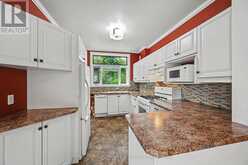 14 BECKWITH STREET E | Perth Ontario | Slide Image Thirteen