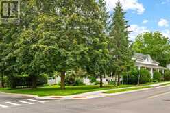 36 CRAIG STREET | Perth Ontario | Slide Image Three