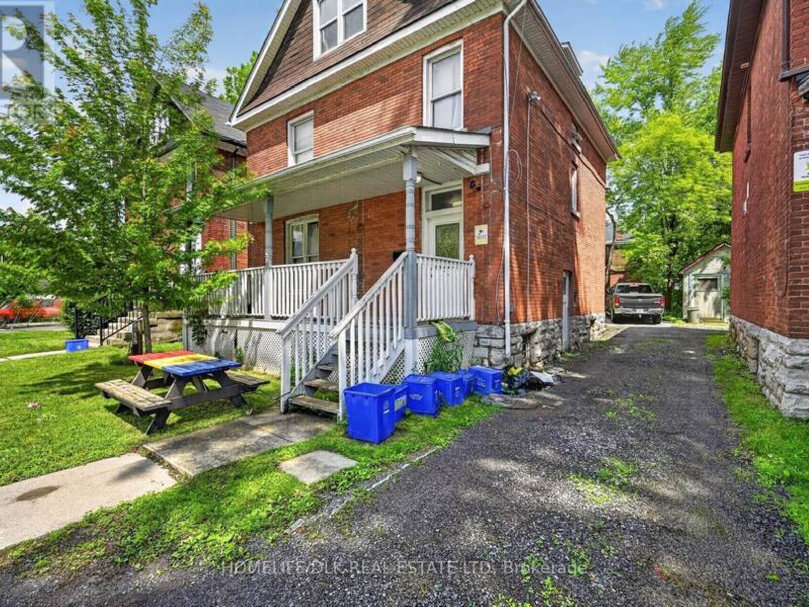 561 JOHNSON STREET, Kingston, Ontario K7L 1Z9