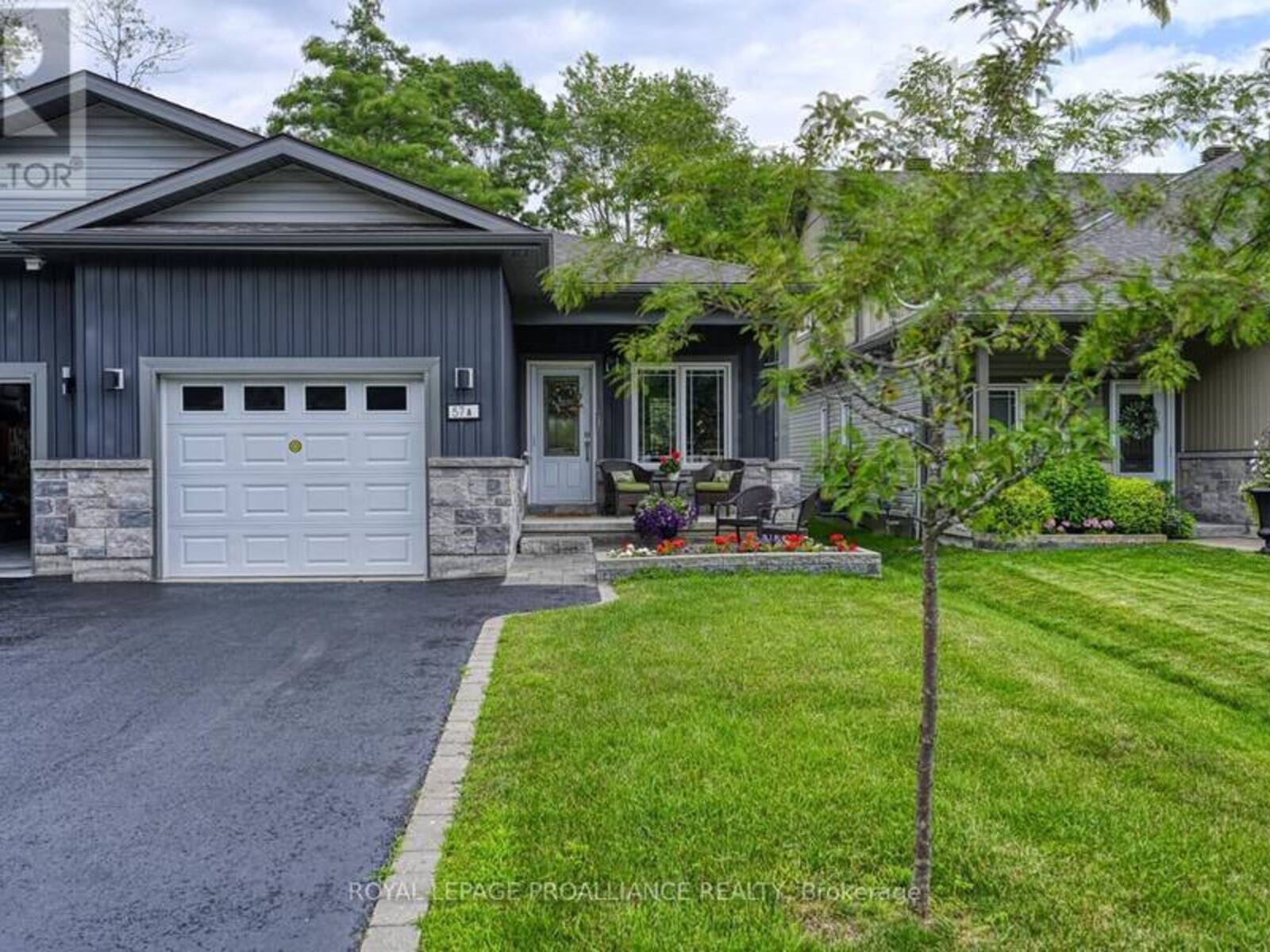 57 A CENTRE STREET, Brockville, Ontario K6V 0C9