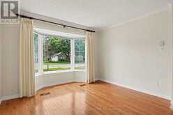 31 TREELAWN BOULEVARD | Perth Ontario | Slide Image Ten