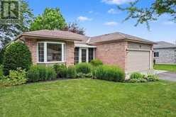 31 TREELAWN BOULEVARD | Perth Ontario | Slide Image Three