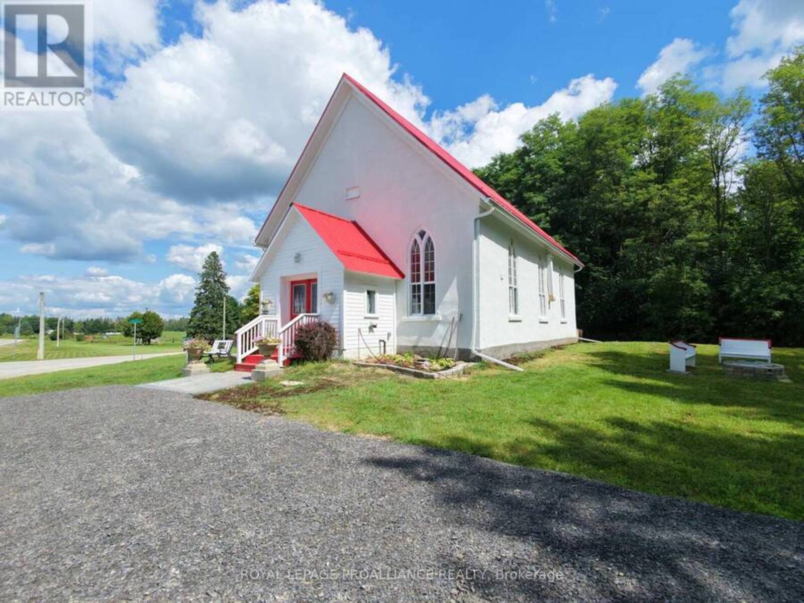 5898 COUNTY RD 6 ROAD, Brockville, Ontario K6V 5T5